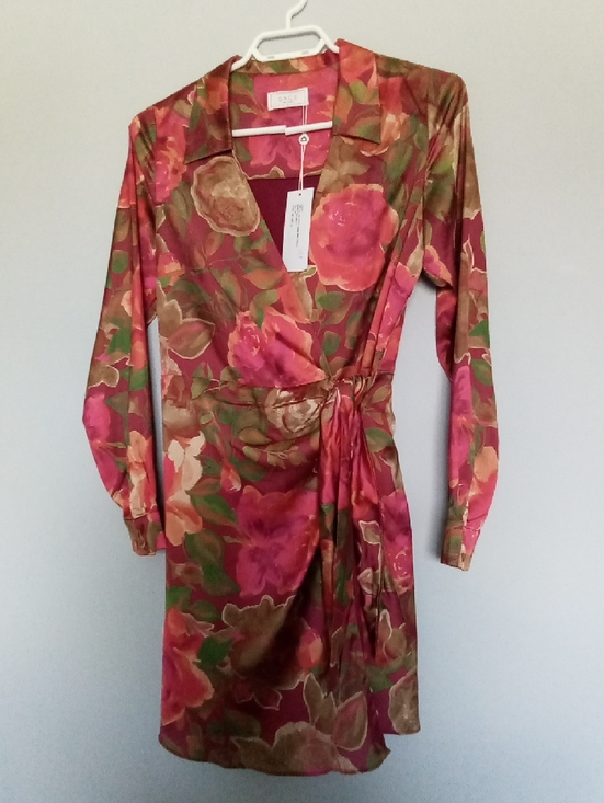 Sage Dresses & Skirts - NWT Sage The Label Wrap Dress Size Small
